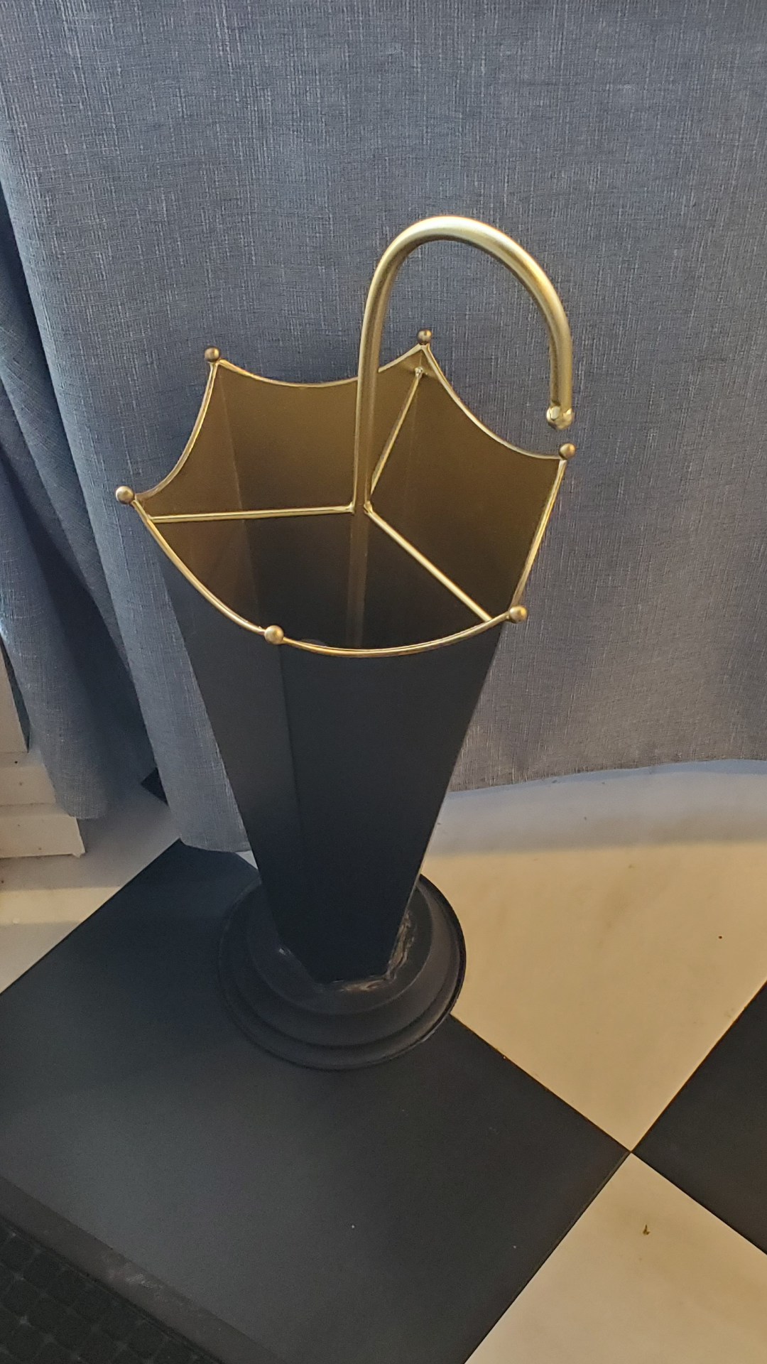 Thread image